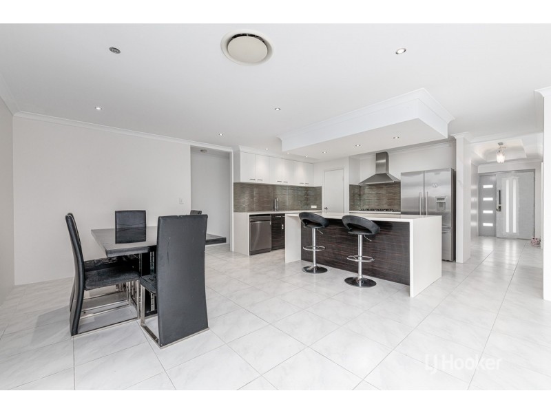 23 Henderson Crescent, Australind WA 6233