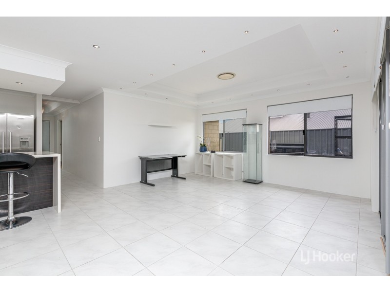 23 Henderson Crescent, Australind WA 6233