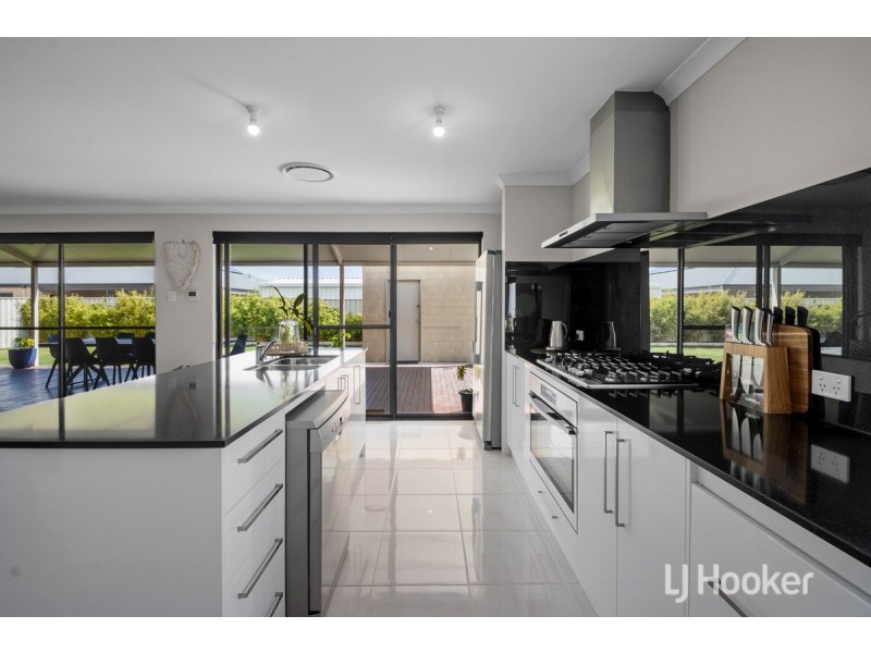 18 Mercury Pass, Australind WA 6233