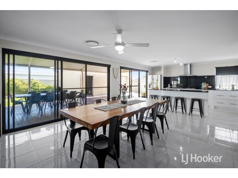 18 Mercury Pass, Australind WA 6233