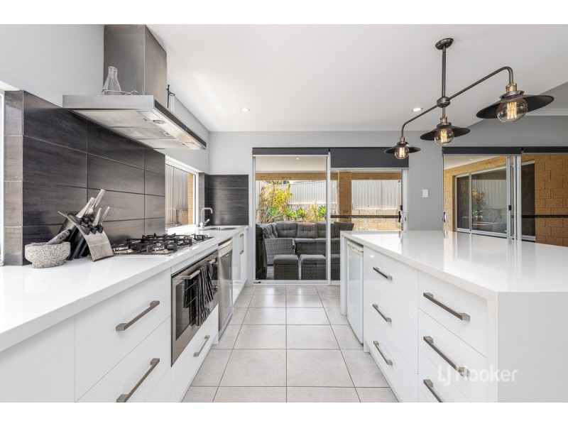 4 Timperley Road, South Bunbury WA 6230