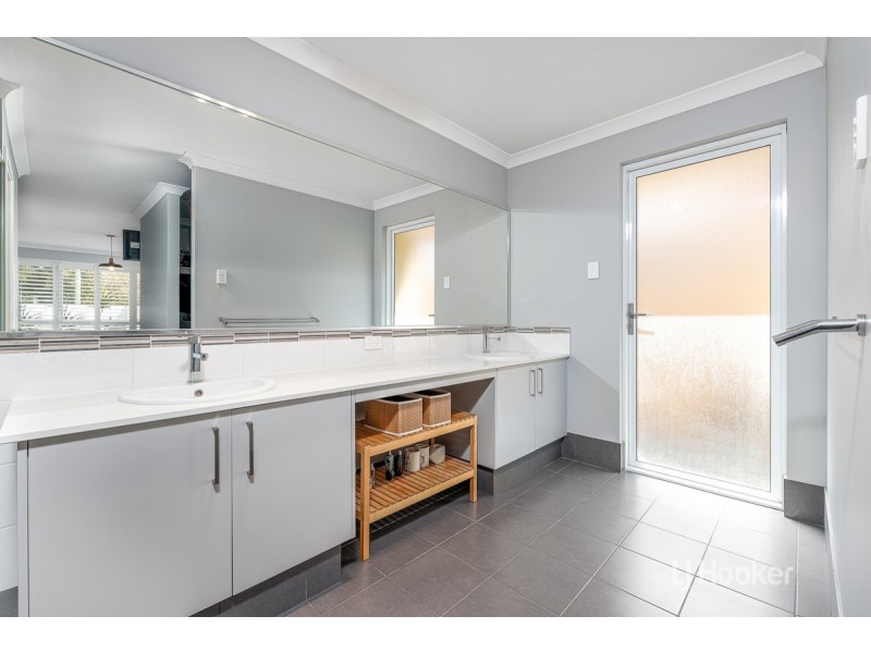 4 Timperley Road, South Bunbury WA 6230