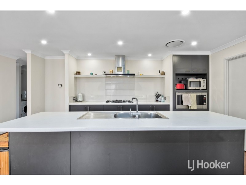 10 Irwin Street, Collie WA 6225