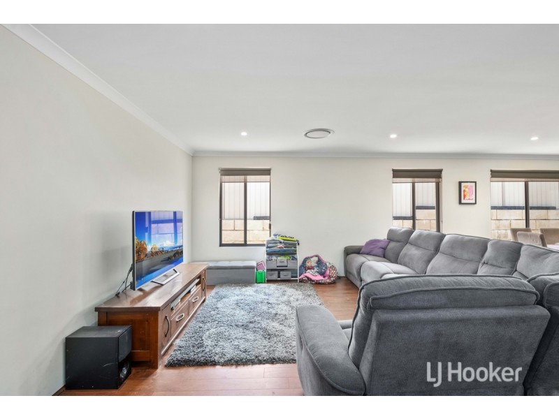 10 Irwin Street, Collie WA 6225