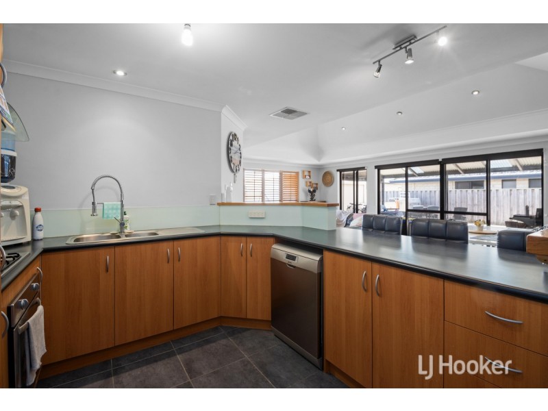 9 Sherwood Road, Australind WA 6233