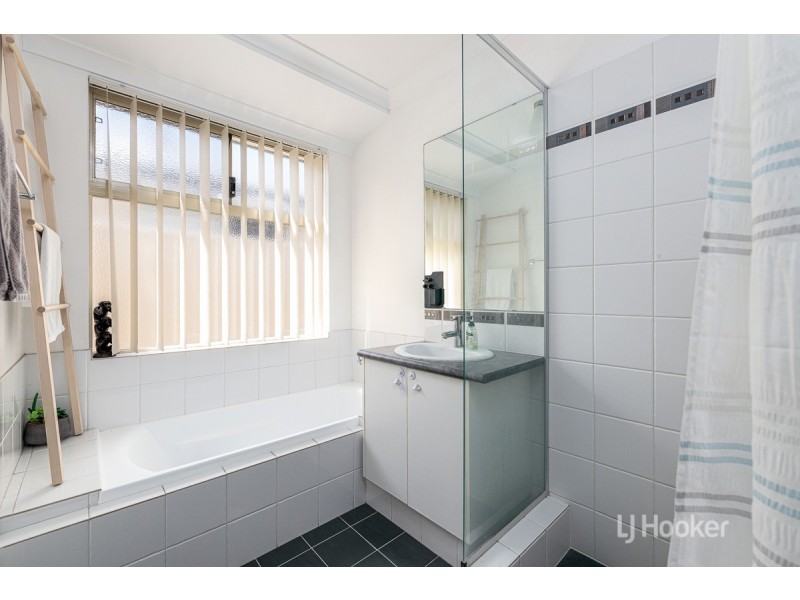 14 Cockatoo Gate, Australind WA 6233