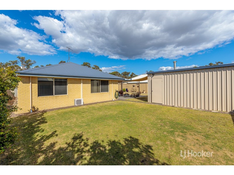 14 Cockatoo Gate, Australind WA 6233