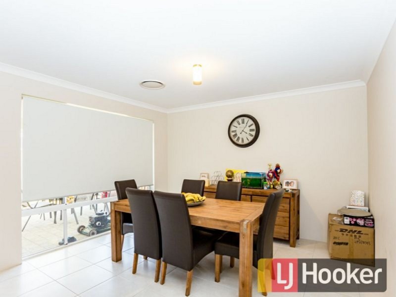 22 Hazelgrove Crescent, Millbridge WA 6232