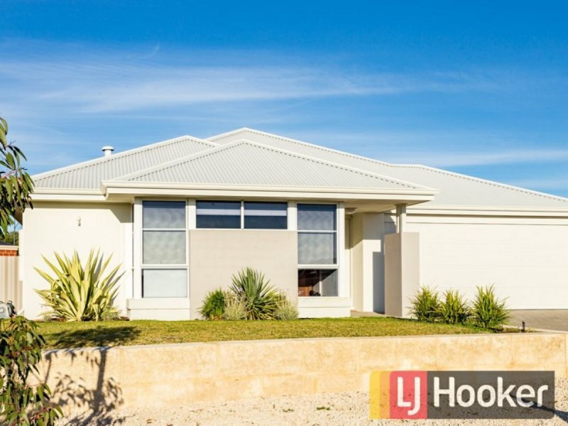 22 Hazelgrove Crescent, Millbridge WA 6232