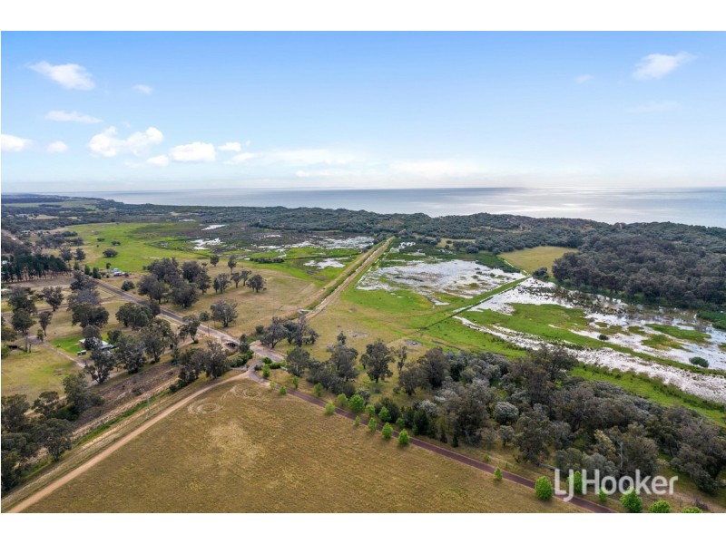 Lot 120/121 436 Minninup Road, Dalyellup WA 6230