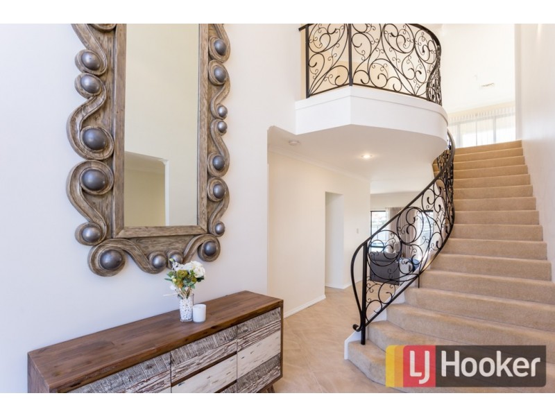 16 Pickworth Retreat, Pelican Point WA 6230