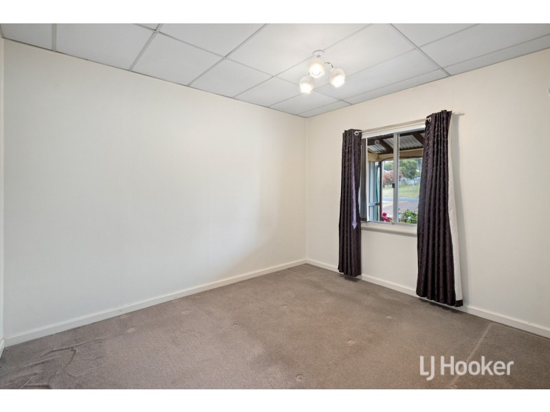 1 Fawdon Way, Collie WA 6225
