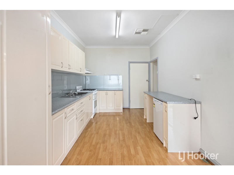 1 Fawdon Way, Collie WA 6225