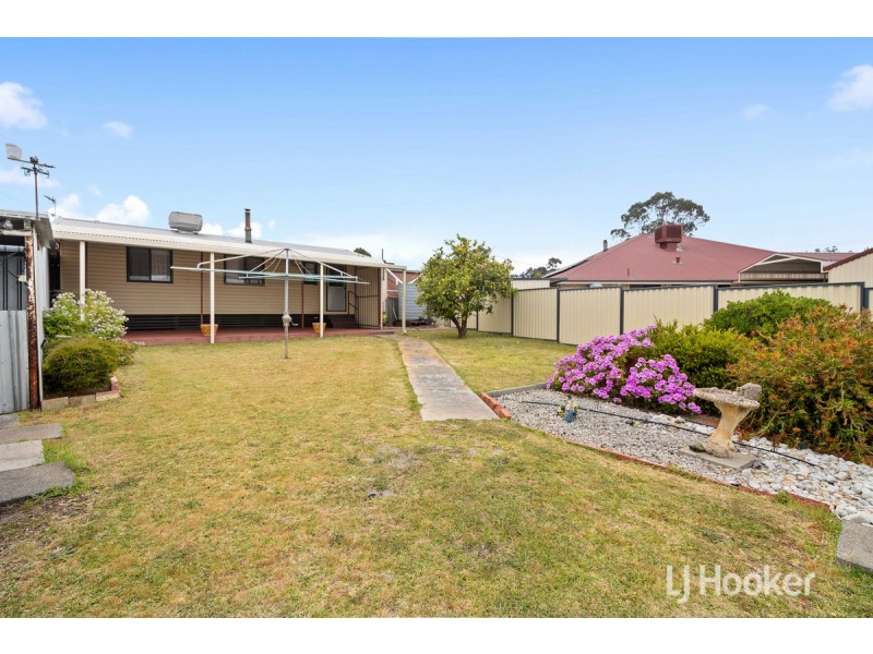 1 Fawdon Way, Collie WA 6225