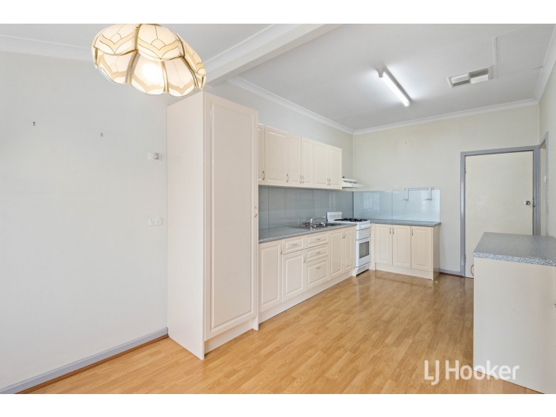 1 Fawdon Way, Collie WA 6225