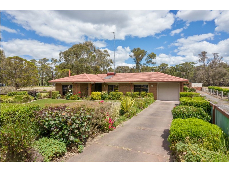 36 Timperley Street, Boyanup WA 6237