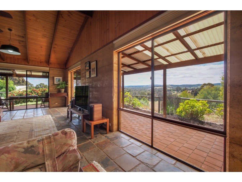 62 Rinns Road, Nannup WA 6275