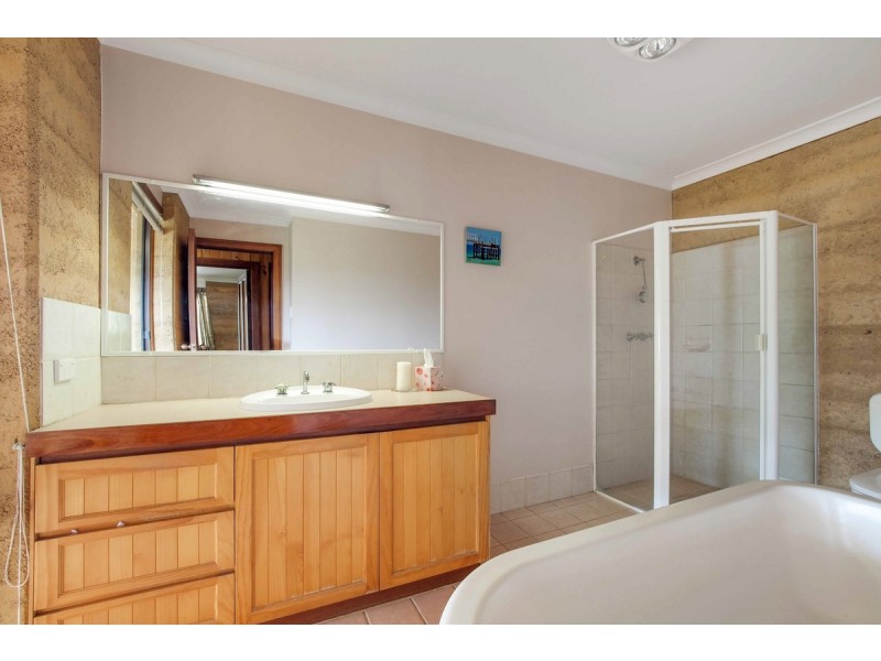 62 Rinns Road, Nannup WA 6275