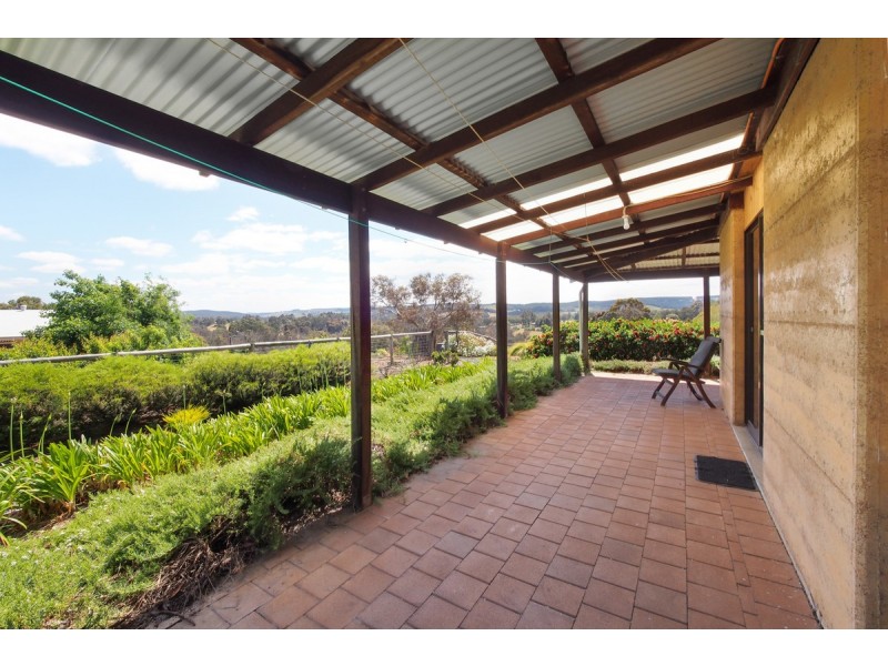 62 Rinns Road, Nannup WA 6275