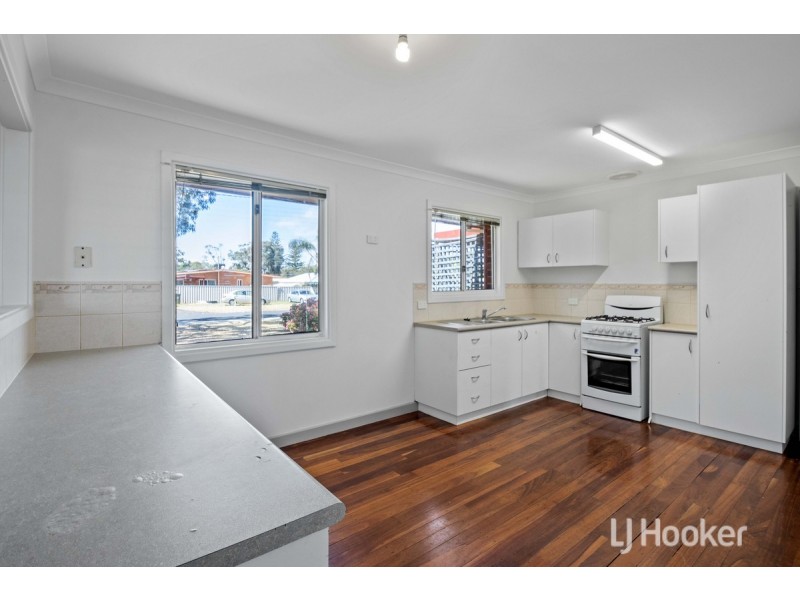 33 Wilkerson Way, Withers WA 6230