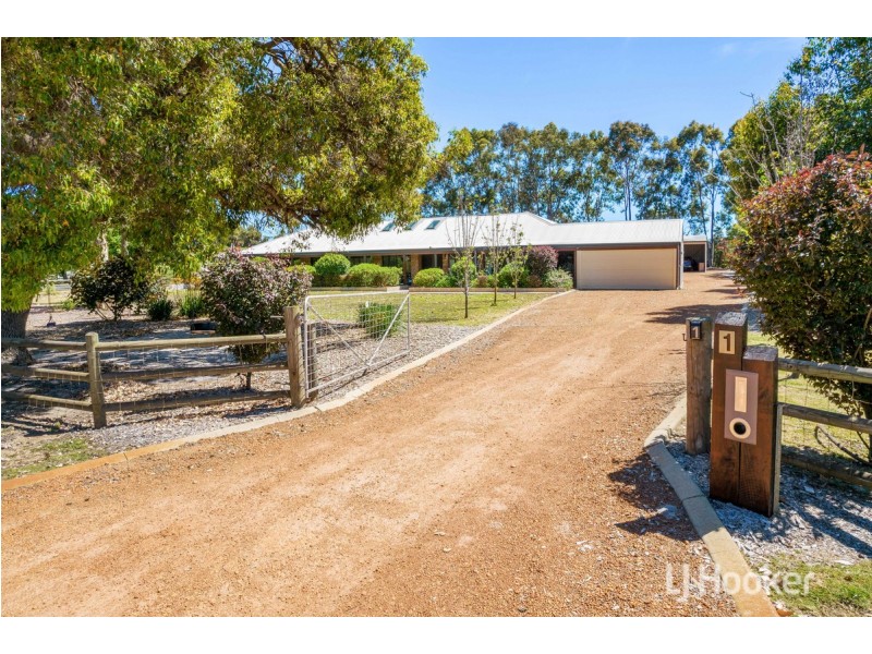 1 Bevan Loop, Roelands WA 6226