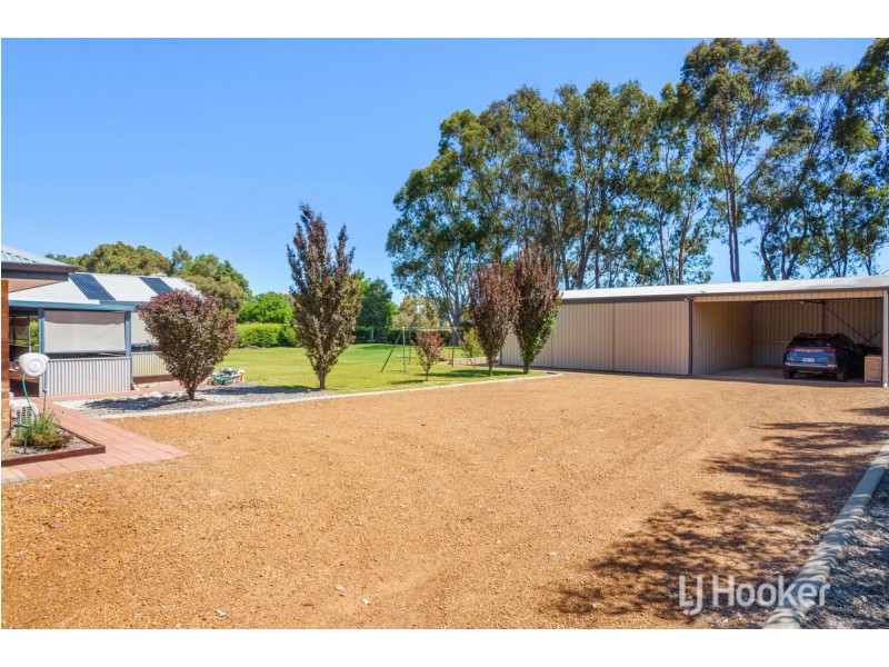 1 Bevan Loop, Roelands WA 6226