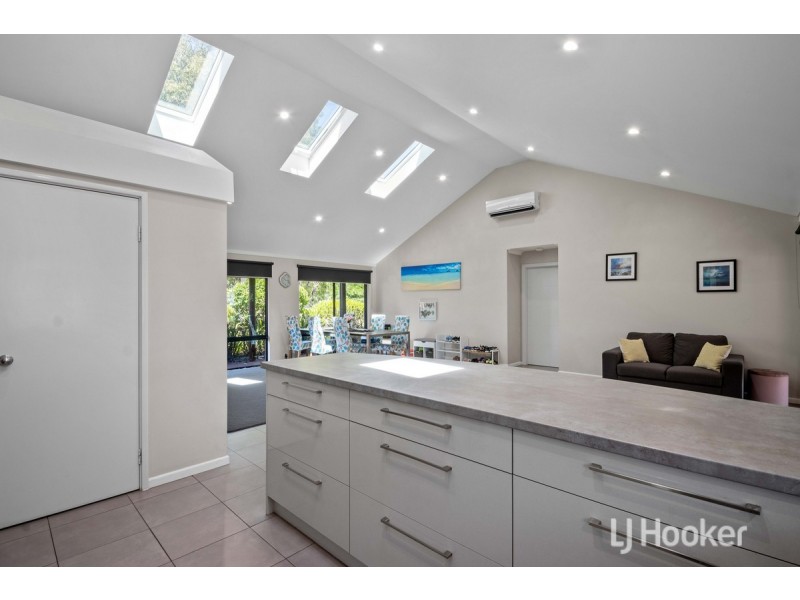 1 Bevan Loop, Roelands WA 6226