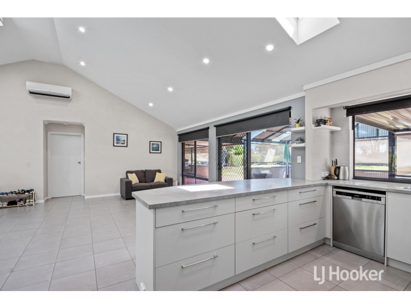 1 Bevan Loop, Roelands WA 6226