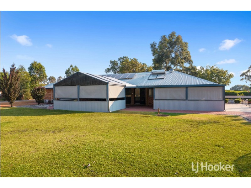 1 Bevan Loop, Roelands WA 6226