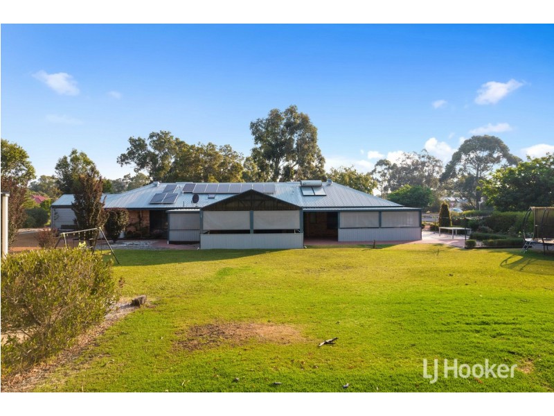 1 Bevan Loop, Roelands WA 6226
