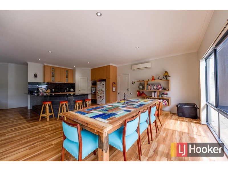 30 Waratah Crescent, South Bunbury WA 6230