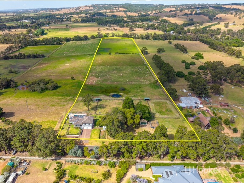 51 Shenton Road, Burekup WA 6227