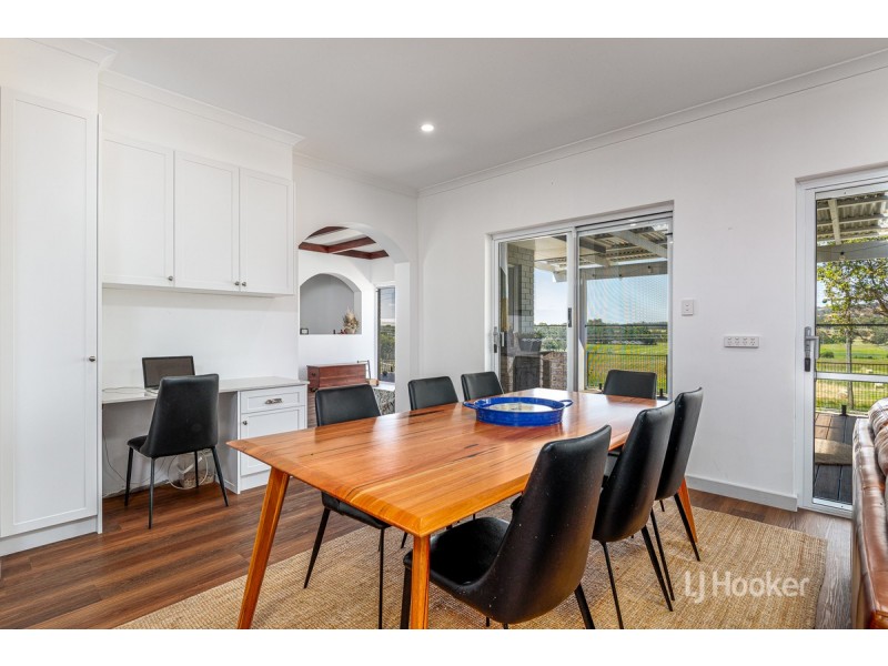 51 Shenton Road, Burekup WA 6227