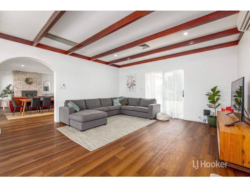 51 Shenton Road, Burekup WA 6227