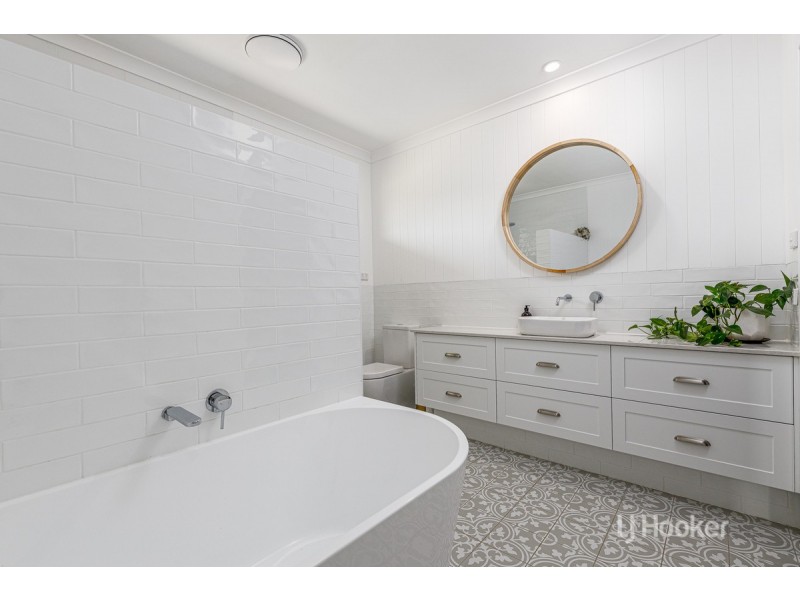 51 Shenton Road, Burekup WA 6227