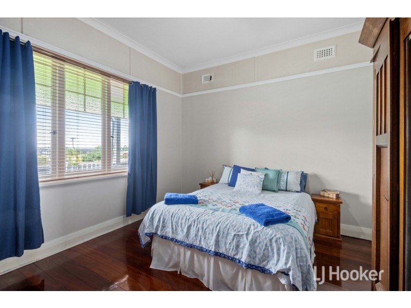 68 Deakin Street, Collie WA 6225