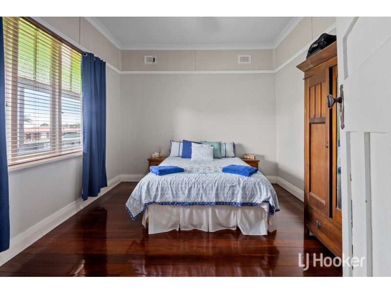 68 Deakin Street, Collie WA 6225