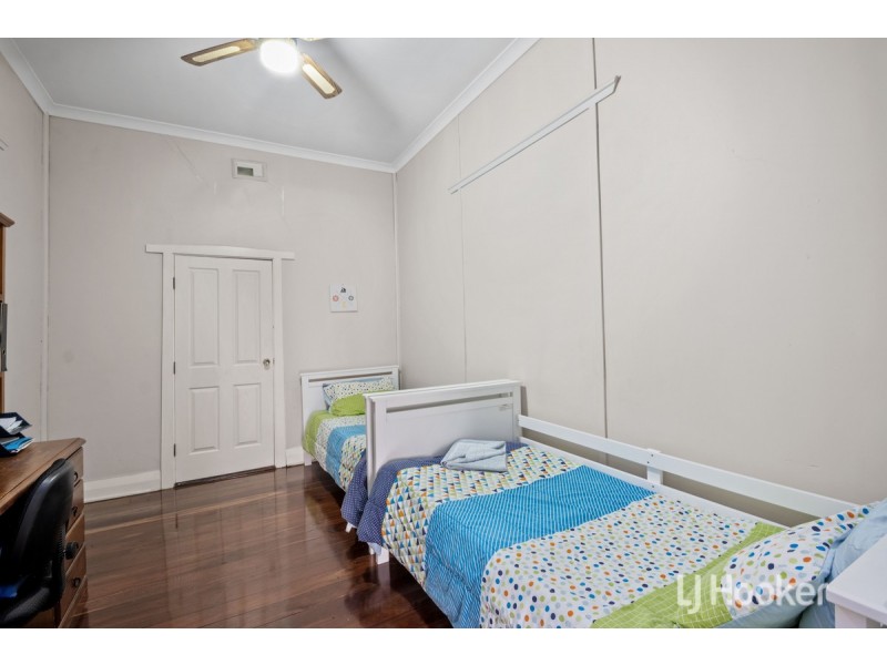 68 Deakin Street, Collie WA 6225