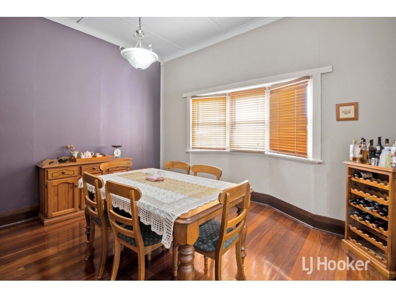 68 Deakin Street, Collie WA 6225