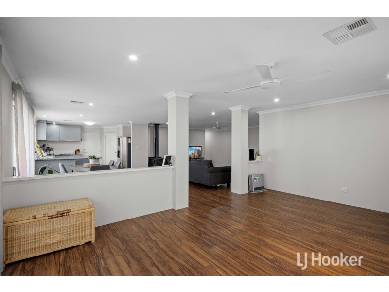 8 Grandite Fairway, Australind WA 6233