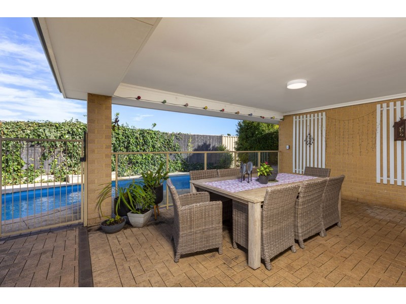 8 Rupara Circle, Quinns Rocks WA 6030