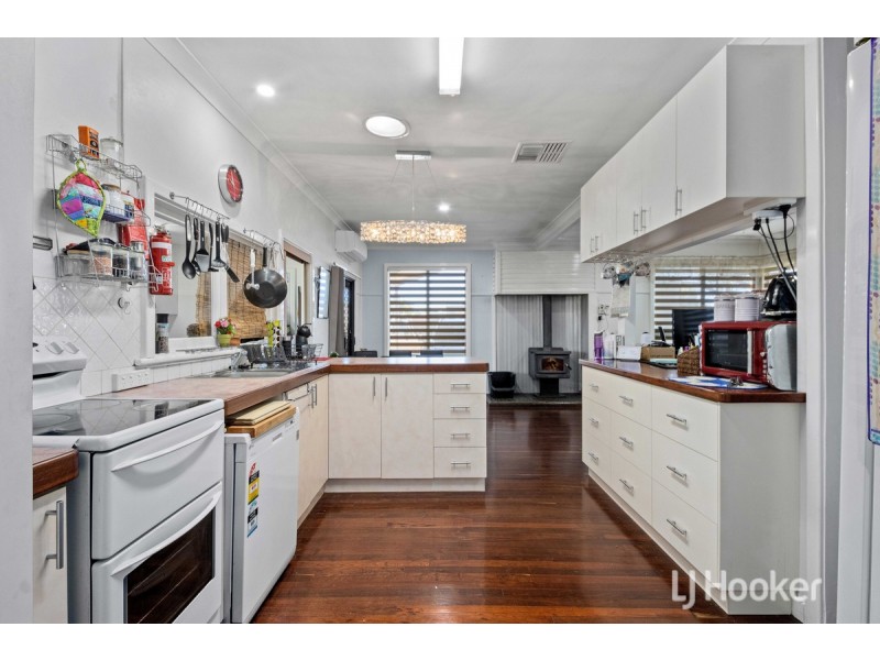 45 Swanstone Street, Collie WA 6225