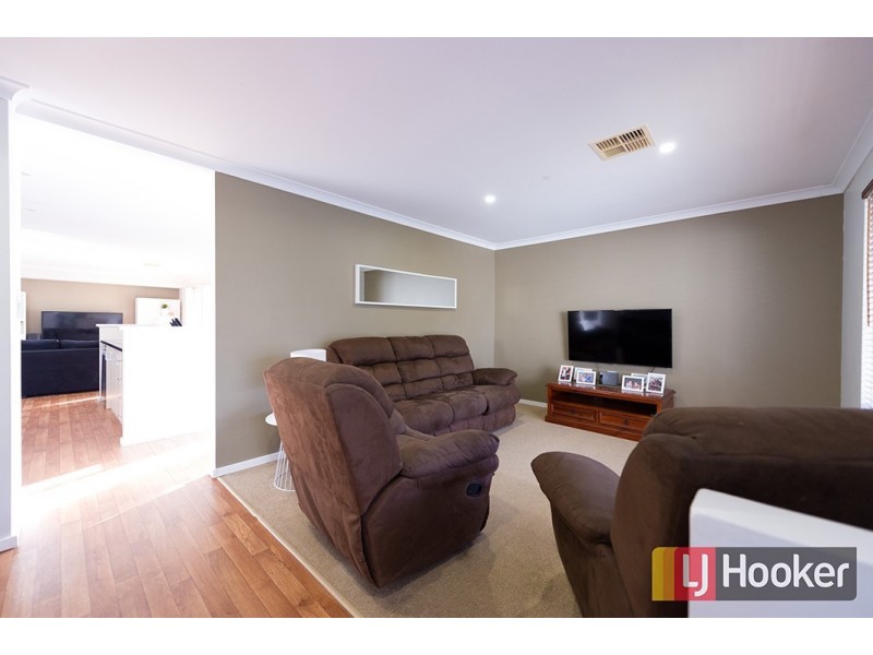 14 Polwarth Circuit, Eaton WA 6232