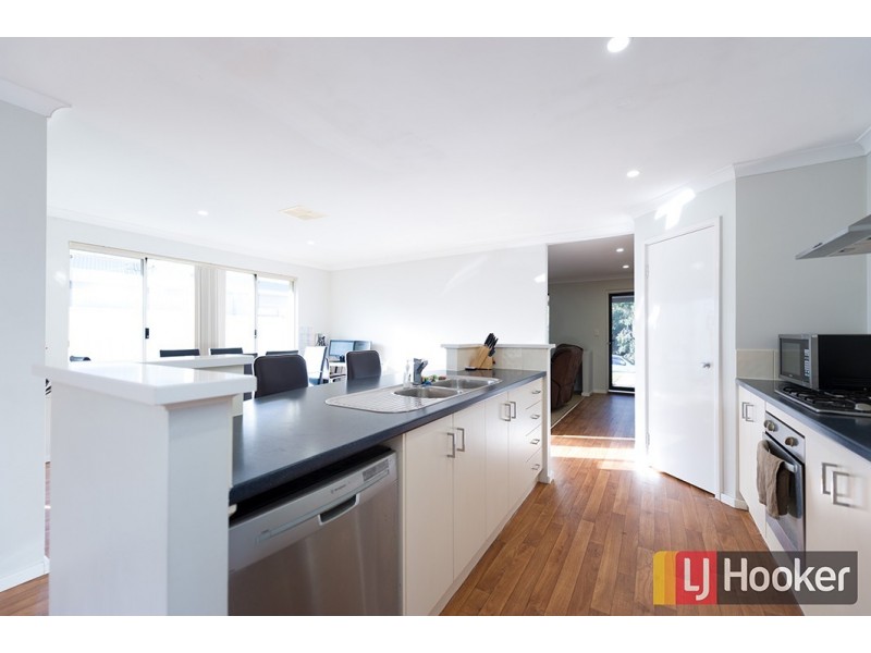 14 Polwarth Circuit, Eaton WA 6232