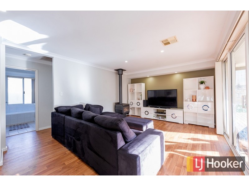 14 Polwarth Circuit, Eaton WA 6232