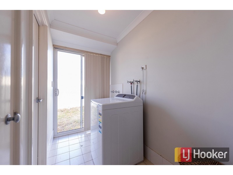 14 Polwarth Circuit, Eaton WA 6232