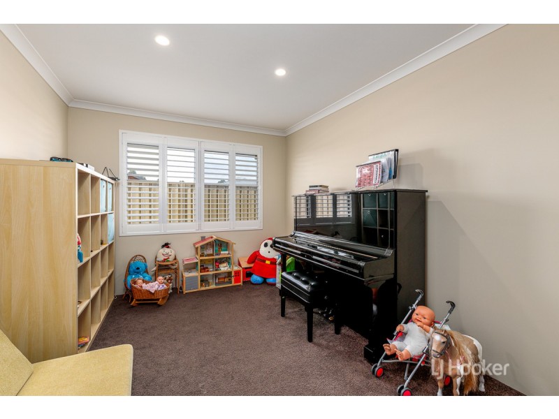 2 Cusworth Drive, Glen Iris WA 6230