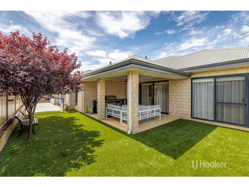 2 Cusworth Drive, Glen Iris WA 6230