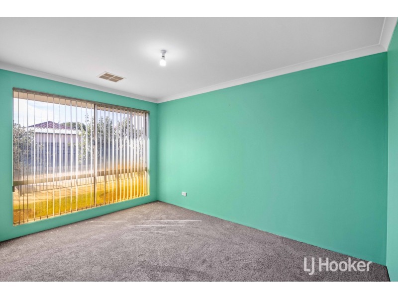 33 Barton Drive, Australind WA 6233