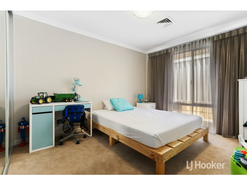 58 Gutmann Parkway, Dalyellup WA 6230